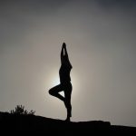 silhouette-yoga